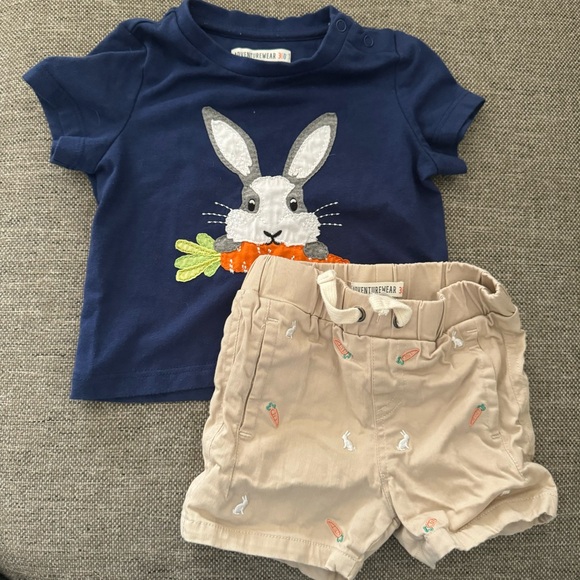 Dillard’s Adventurewear Easter Bunny Set 12M - Picture 1 of 4